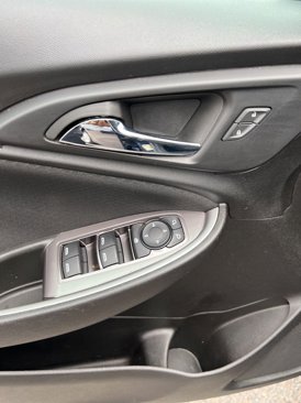 Certified 2022 Chevrolet Malibu LT image 18