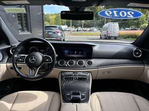 Used 2020 Mercedes-Benz E 350 4MATIC Sedan image 21