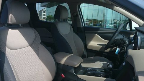 Used 2019 Hyundai Santa Fe SE image 8
