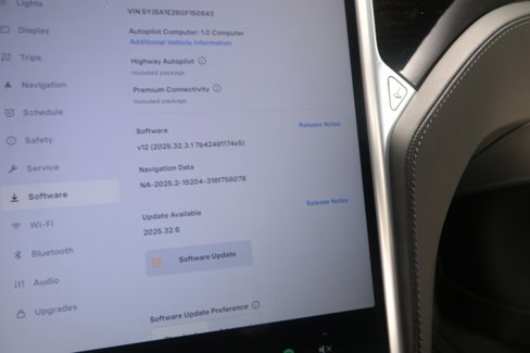 Used 2016 Tesla Model S 75D image 51