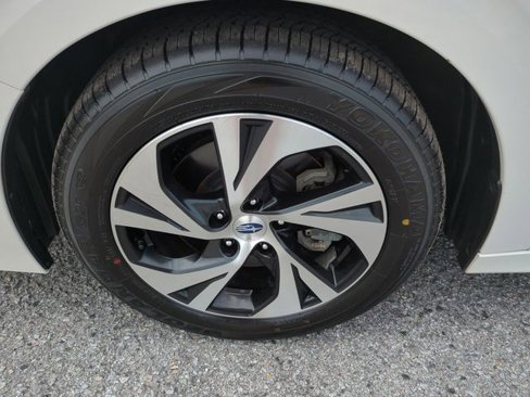 Used 2024 Subaru Legacy image 10
