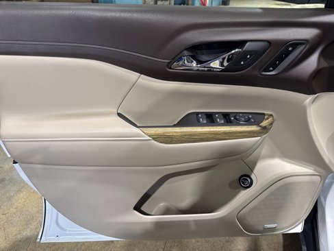 Used 2019 GMC Acadia Denali image 20