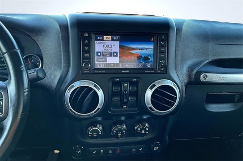 Used 2015 Jeep Wrangler Unlimited Sahara w/ Max Tow Package image 31