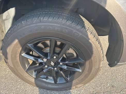 Used 2019 Dodge Journey SE image 17