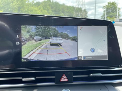Certified 2025 Hyundai Elantra SEL image 25