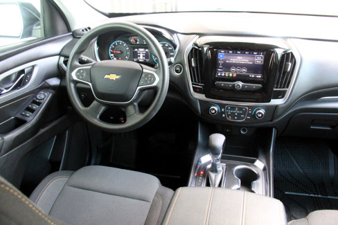 Used 2021 Chevrolet Traverse LS image 9