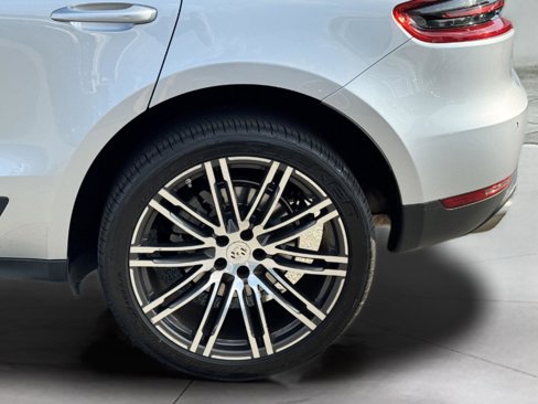 Used 2016 Porsche Macan S image 50
