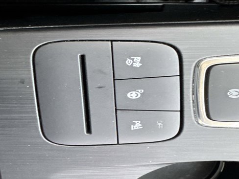 Certified 2021 Ford Escape Titanium w/ Titanium Elite Package image 27