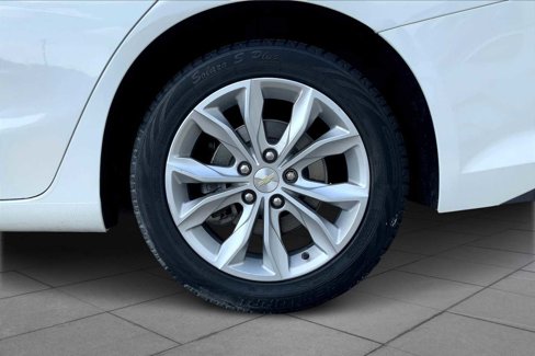 Used 2020 Chevrolet Malibu LT image 10