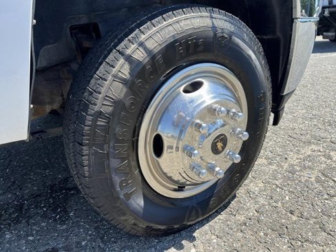 Used 2014 Chevrolet Silverado 3500 W/T image 65