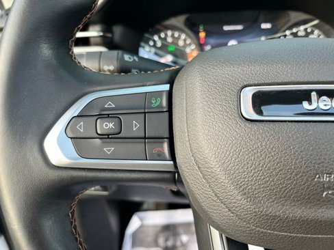 Used 2022 Jeep Compass Limited w/ Sun and Sound Group image 26