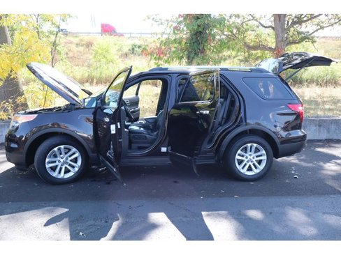 Used 2014 Ford Explorer XLT w/ Equipment Group 202A image 17