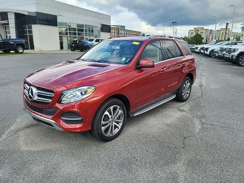 Used 2019 Mercedes-Benz GLE 400 4MATIC image 3