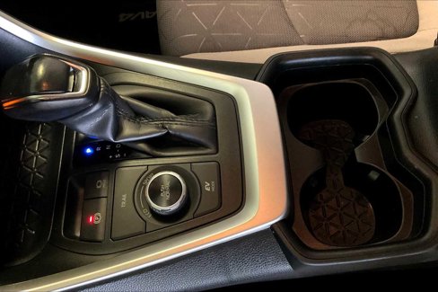 Used 2021 Toyota RAV4 XLE image 15