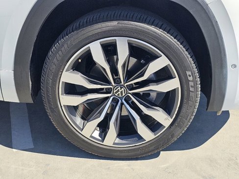 Used 2021 Volkswagen Atlas SEL Premium image 21