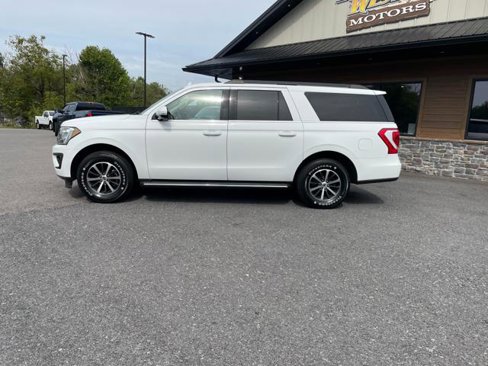 Used 2018 Ford Expedition Max XLT w/ Equipment Group 202A image 3