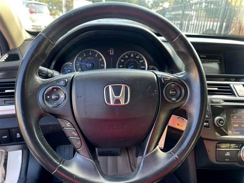 Used 2015 Honda Crosstour EX-L image 14