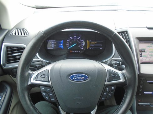 Used 2015 Ford Edge Titanium w/ Technology Package image 24