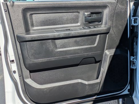 Certified 2017 RAM 2500 Tradesman w/ Chrome Appearance Group image 12