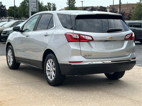 Used 2021 Chevrolet Equinox LT w/ LPO, Floor Liner Package image 9