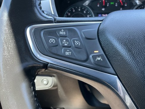 Used 2020 Chevrolet Equinox LT w/ Driver Convenience Package image 57