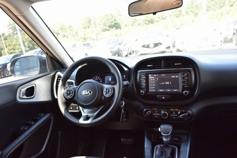 Used 2020 Kia Soul LX image 19