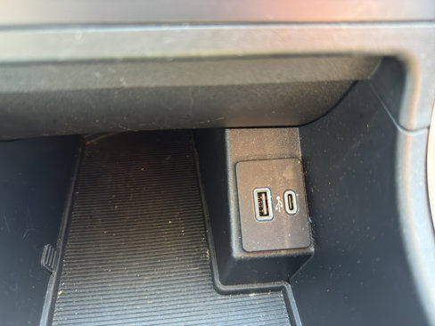 Used 2024 Ford Edge SEL image 19