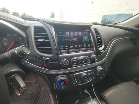 Used 2016 Chevrolet Impala LT image 12