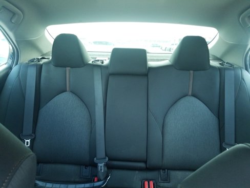 Used 2019 Toyota Camry LE image 20