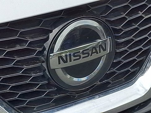 Used 2022 Nissan Rogue Sport S image 25