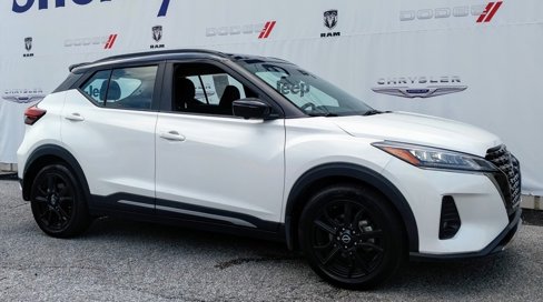 Used 2022 Nissan Kicks SR image 7