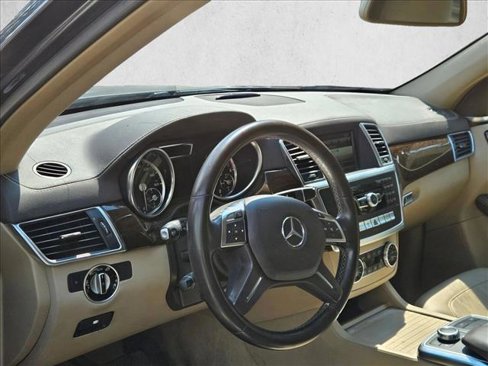 Used 2015 Mercedes-Benz GL 320 BlueTEC 4MATIC image 10
