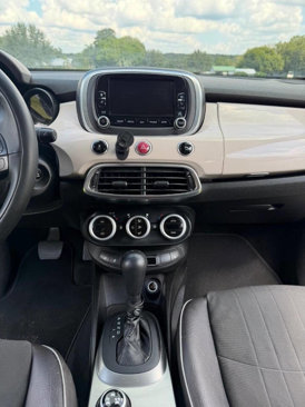 Used 2016 FIAT 500X Lounge image 7