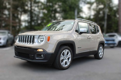 Used 2016 Jeep Renegade Limited image 3