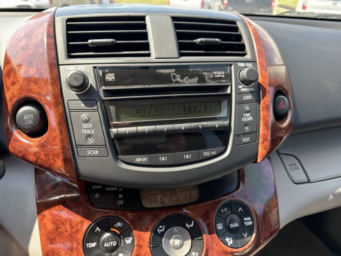 Used 2008 Toyota RAV4 Limited image 13