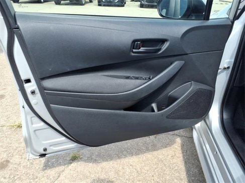 Used 2024 Toyota Corolla LE image 17