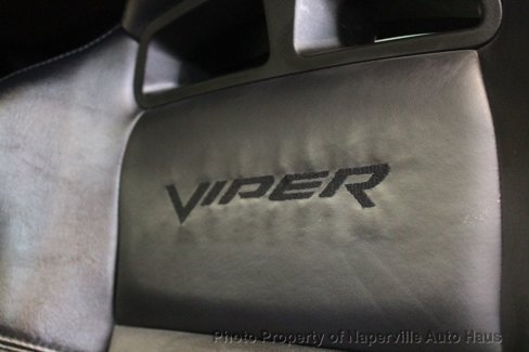 Used 2003 Dodge Viper SRT-10 image 23