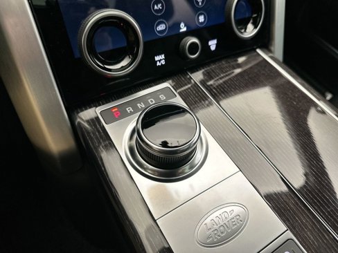 Used 2020 Land Rover Range Rover Long Wheelbase Autobiography image 13