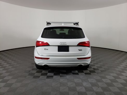 Used 2016 Audi Q5 2.0T Premium image 4