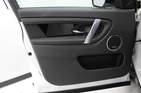 Used 2023 Land Rover Discovery Sport S image 15