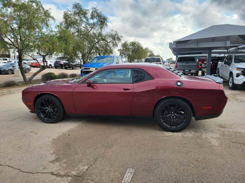 Used 2018 Dodge Challenger SXT w/ Blacktop Package image 3