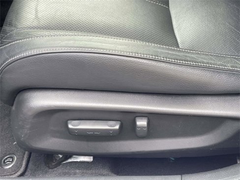 Used 2018 Honda Civic Sport Touring image 9
