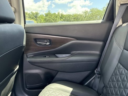 Used 2020 Nissan Murano Platinum image 26