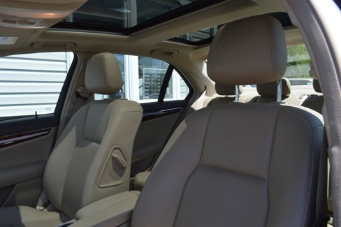 Used 2011 Mercedes-Benz C 300 4MATIC Sedan image 11