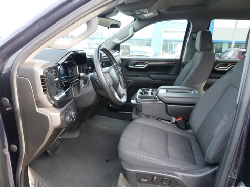 Used 2023 Chevrolet Silverado 1500 LT image 14