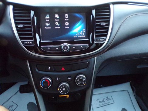 Used 2017 Chevrolet Trax LT image 35