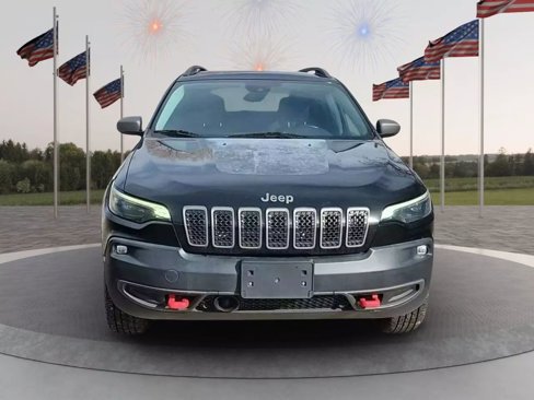 Used 2021 Jeep Cherokee Trailhawk image 2