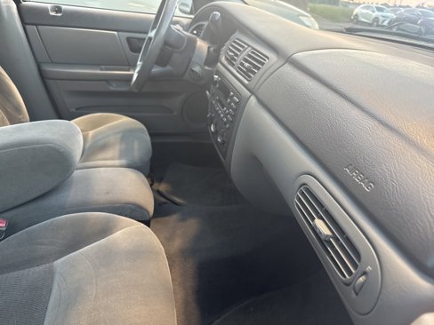 Used 2006 Ford Taurus SE image 10