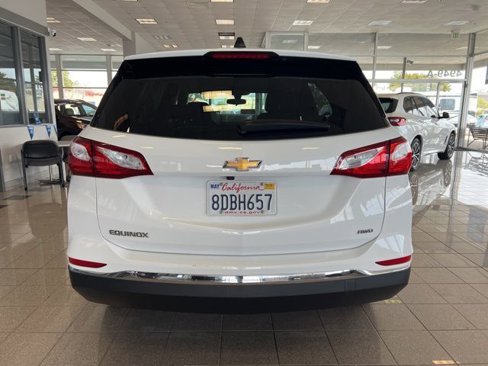Used 2018 Chevrolet Equinox LS image 8