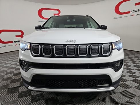 Certified 2022 Jeep Compass Limited image 2